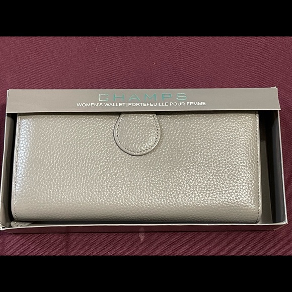 RFID Blocking Wallet - Picture 1 of 5